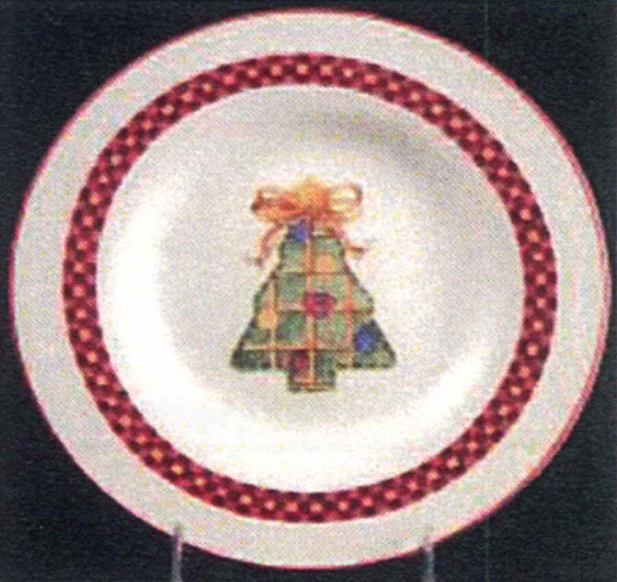 Crafty Christmas Salad Plate by Pfaltzgraff-1
