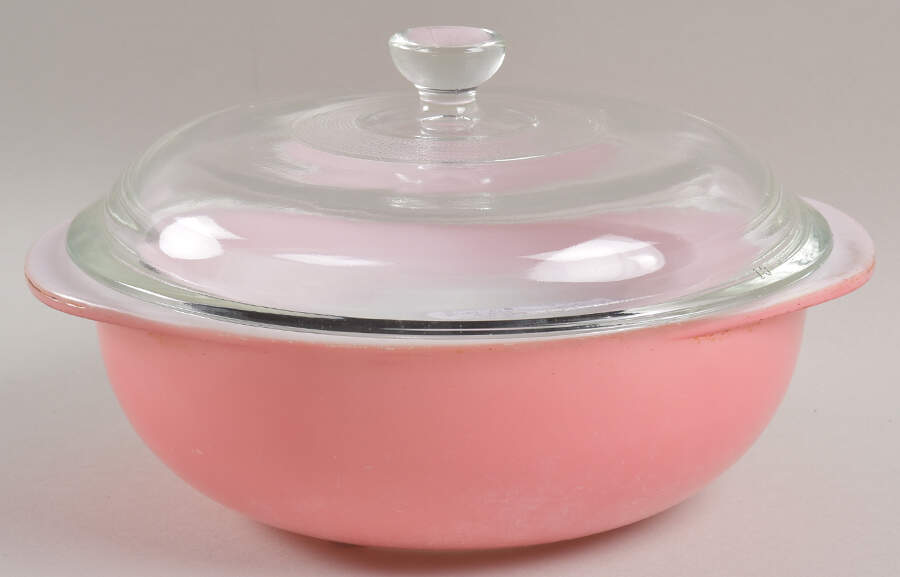 Pink 1.5 Qt Round Covered Casserole by Pyrex-1