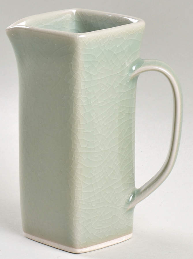 Belmont Creamer by Simon Pearce-1
