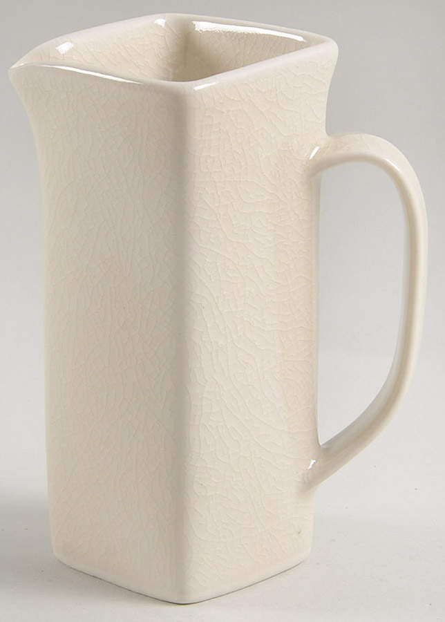 Belmont Creamer by Simon Pearce-1
