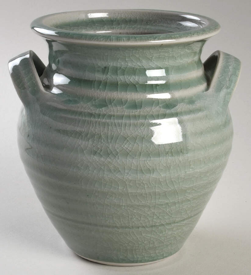 Belmont Medium Canister No Lid by Simon Pearce-1