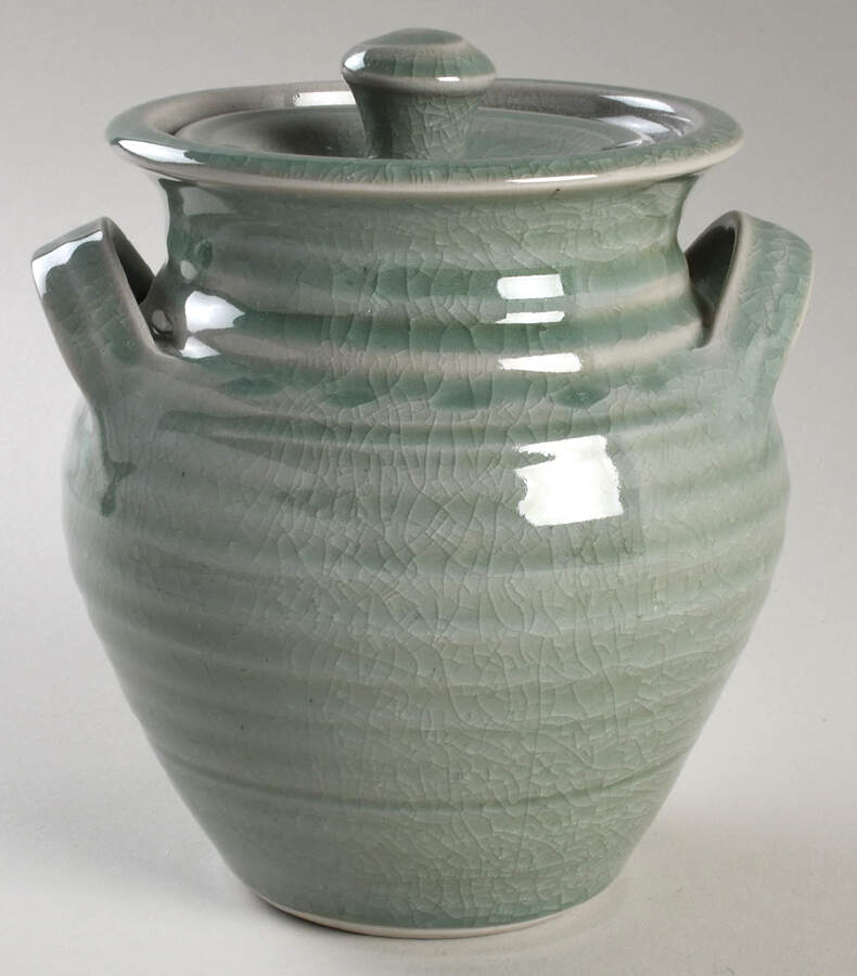 Belmont Medium Canister & Lid by Simon Pearce-1