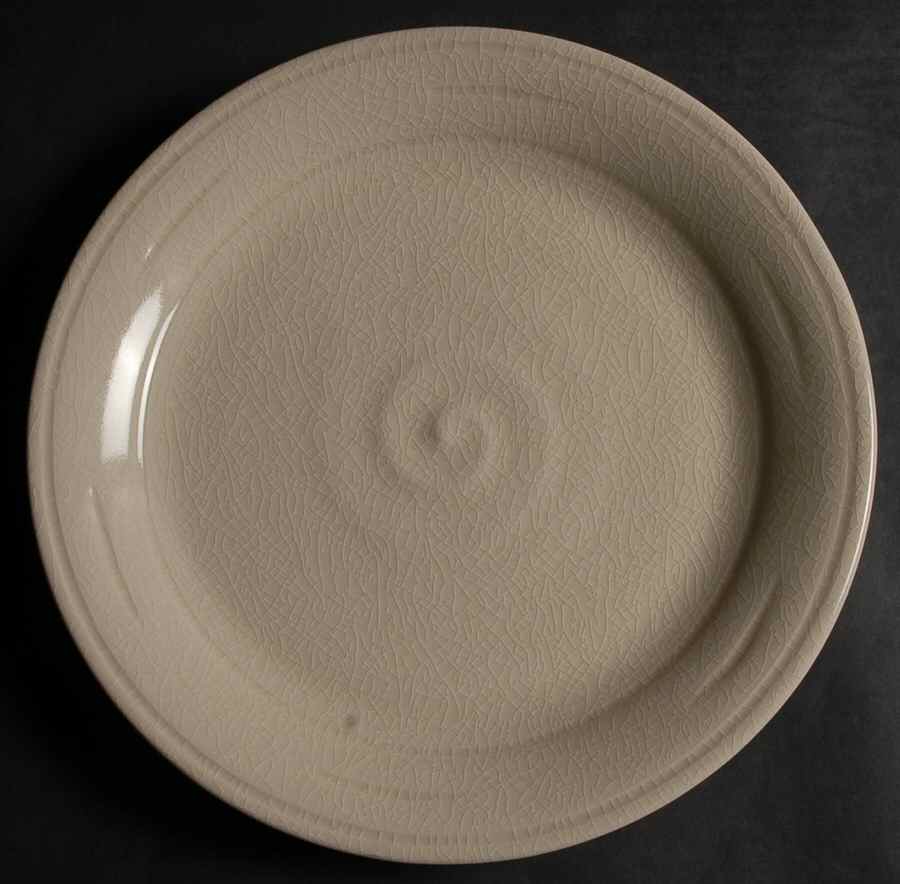 Belmont Dinner Plate by Simon Pearce-1
