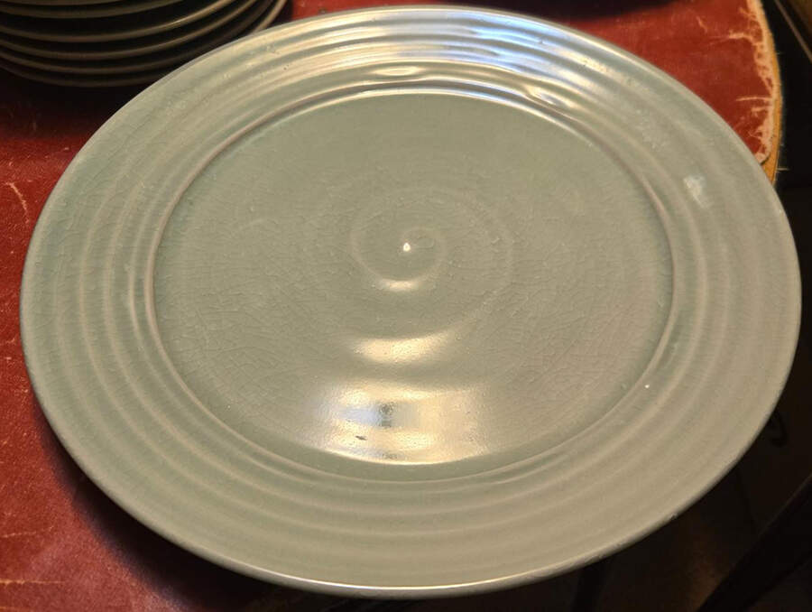 Weathersfield 15" Chop Plate (Round Platter) by Simon Pearce-1