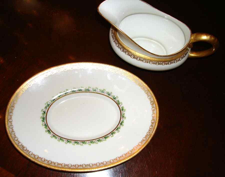POY571 Gravy Boat & Underplate by Jean Pouyat-1