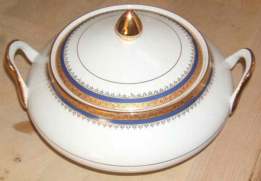 POX4 Sugar Bowl & Lid by Porcelaine Limoges-1