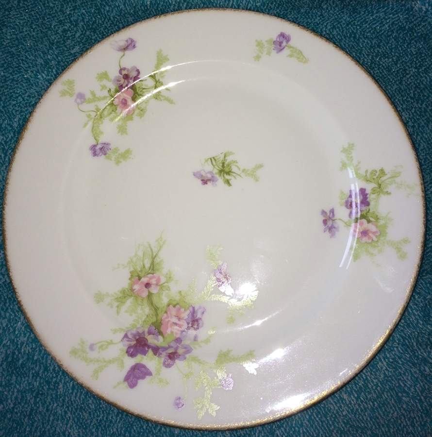 POY576 Dinner Plate by Jean Pouyat-1