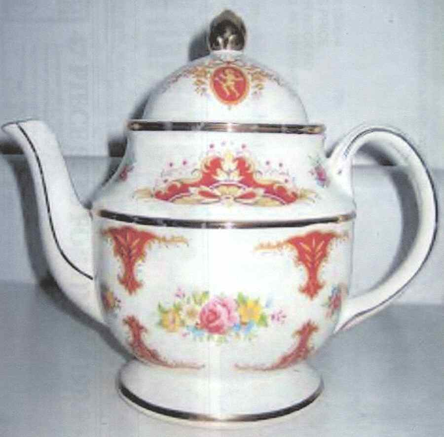 3892 Teapot & Lid by Price Kensington-1