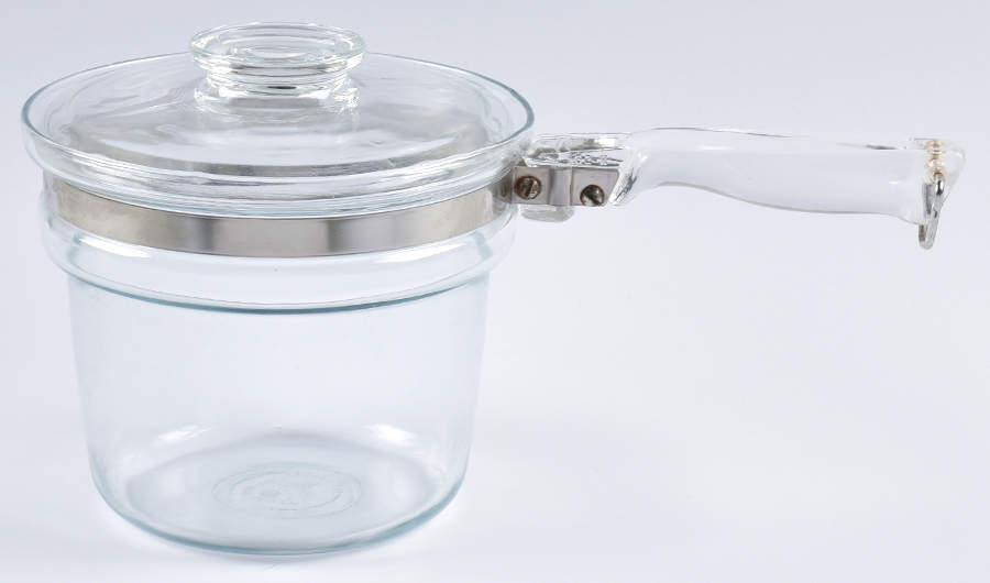 Flameware 1.5 Quart Saucepan with Lid by Pyrex-1