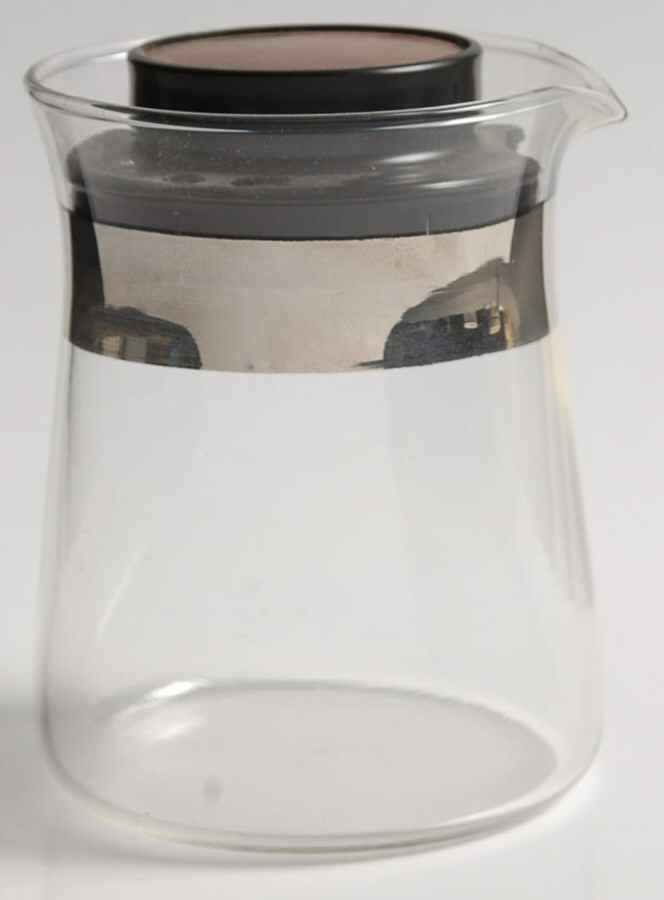 Flameware Creamer & Lid by Pyrex-1