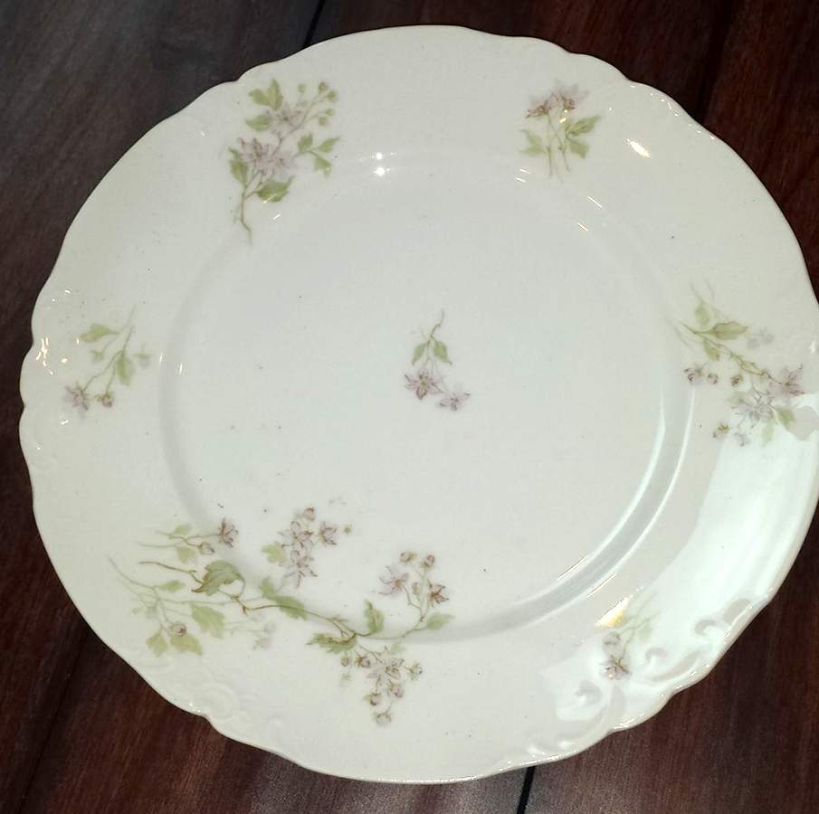 POY581 Salad Plate by Jean Pouyat-1