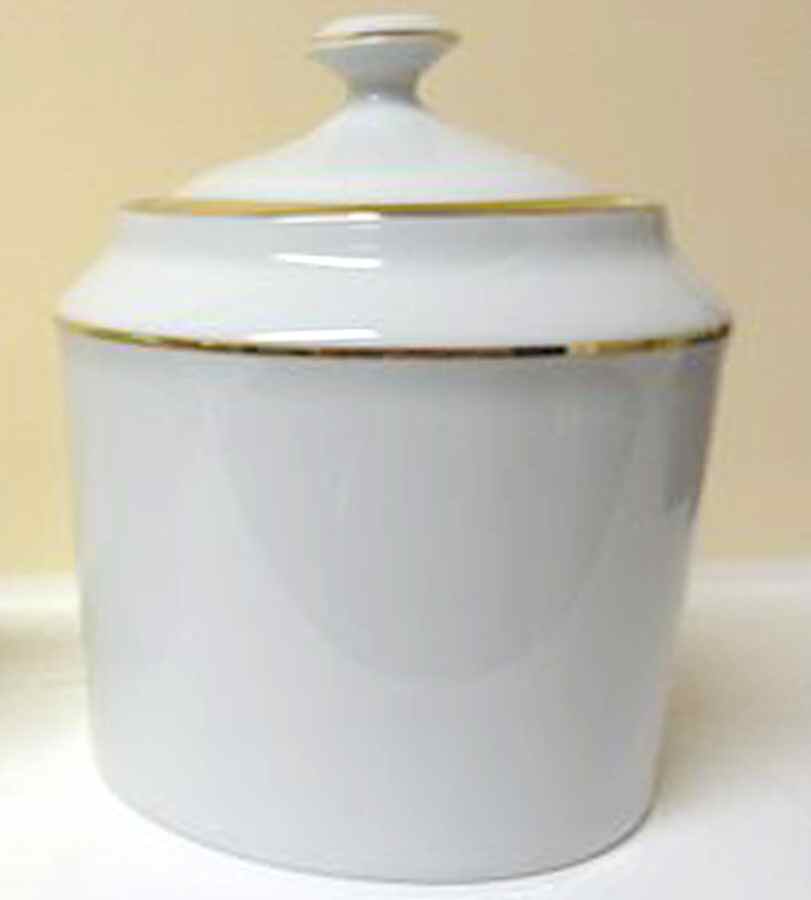 PLI18 Sugar Bowl & Lid by Porcelaine de Limoges-1
