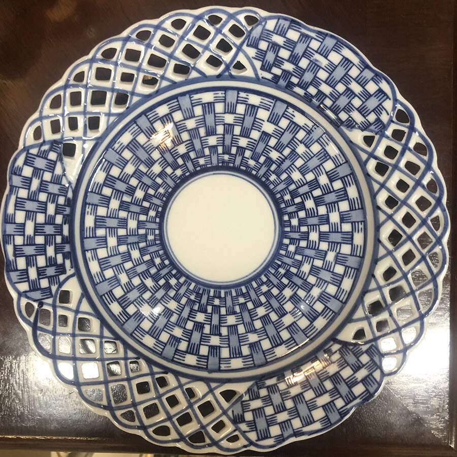 PCM16 Pierced Edge Dinner Plate by Pacific Rim-1
