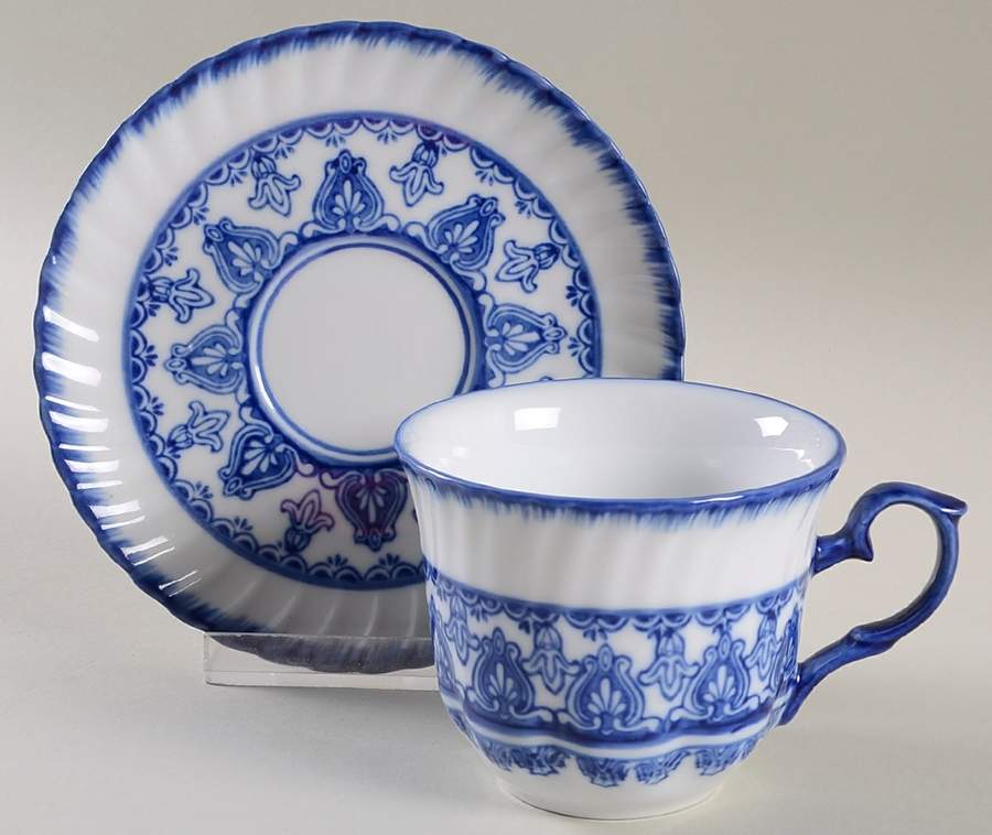 PCM16 Flat Cup & Saucer Set by Pacific Rim-1