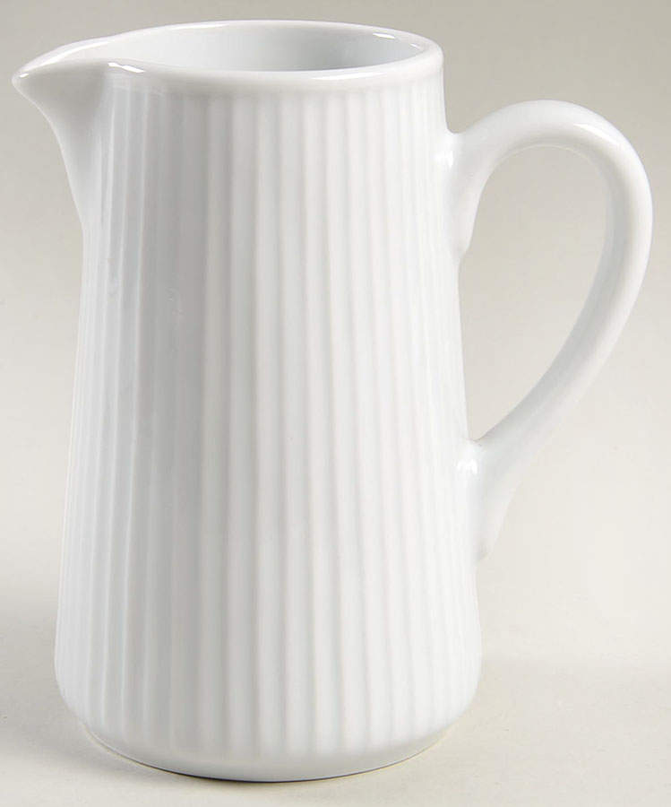 Plisse 12 Oz Pitcher by Pillivuyt-1