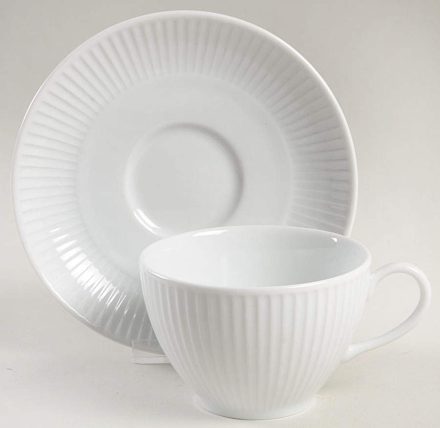 Plisse Breakfast Cup & Saucer Set by Pillivuyt-1