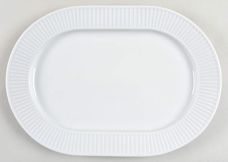 Plisse 14" Oval Serving Platter by Pillivuyt-1