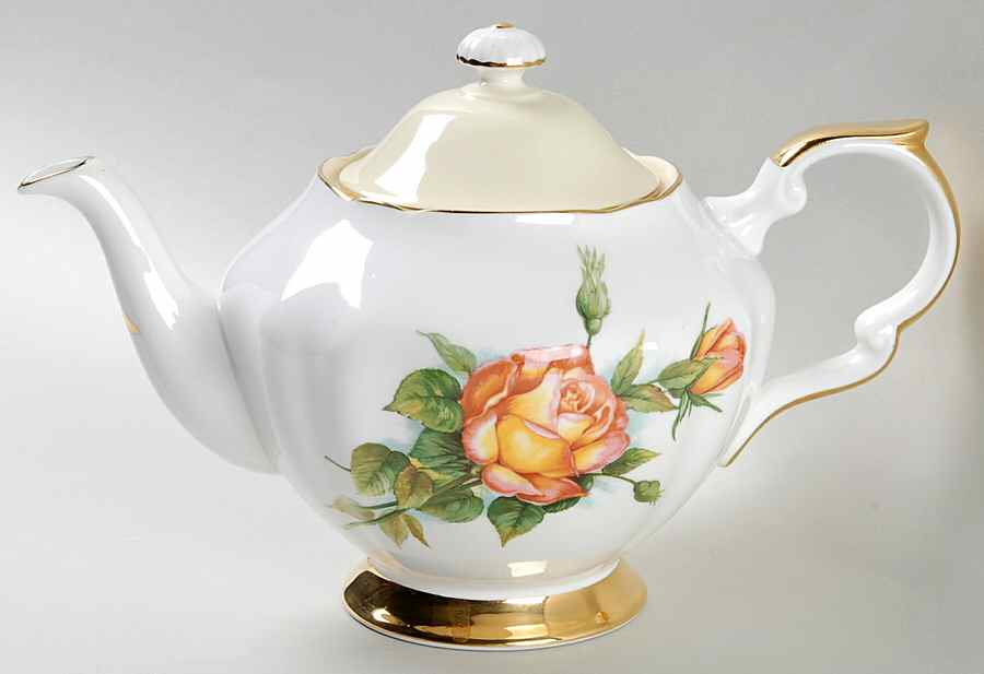 Six World Famous Roses (Newer) Teapot & Lid by Paragon-1