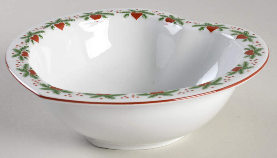 Hearts & Pines Heart Shaped Bowl by Porsgrund-1