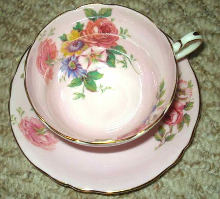 G6813-4 Footed Cup & Saucer Set by Paragon-1