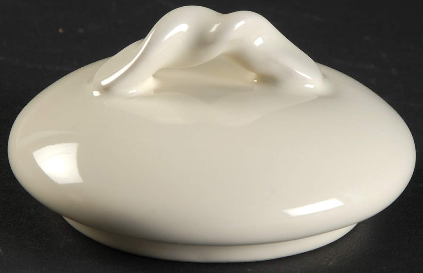 Village Collection Vanilla Lid for Sugar Bowl by Park Designs-1