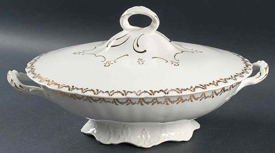 POP268 Oval Covered Vegetable by Pope Gosser-1