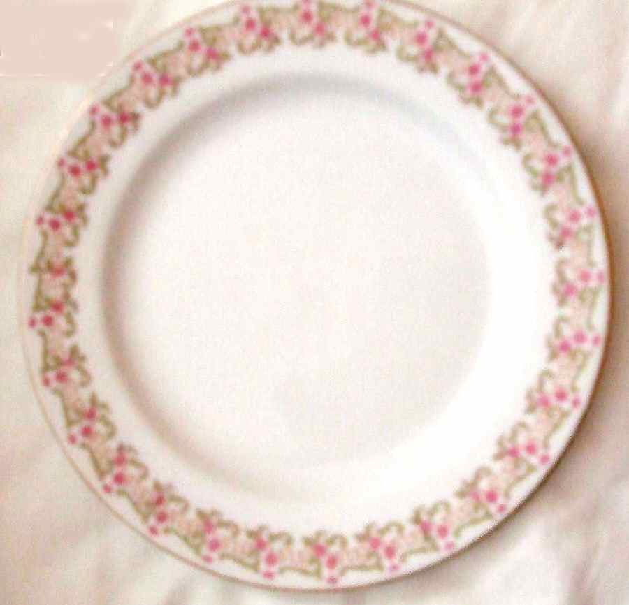 POY596 Dinner Plate by Jean Pouyat-1