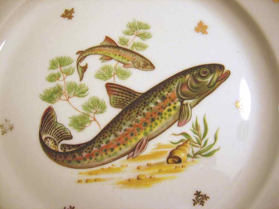 PLI19 Luncheon Plate by Porcelaine de Limoges-1