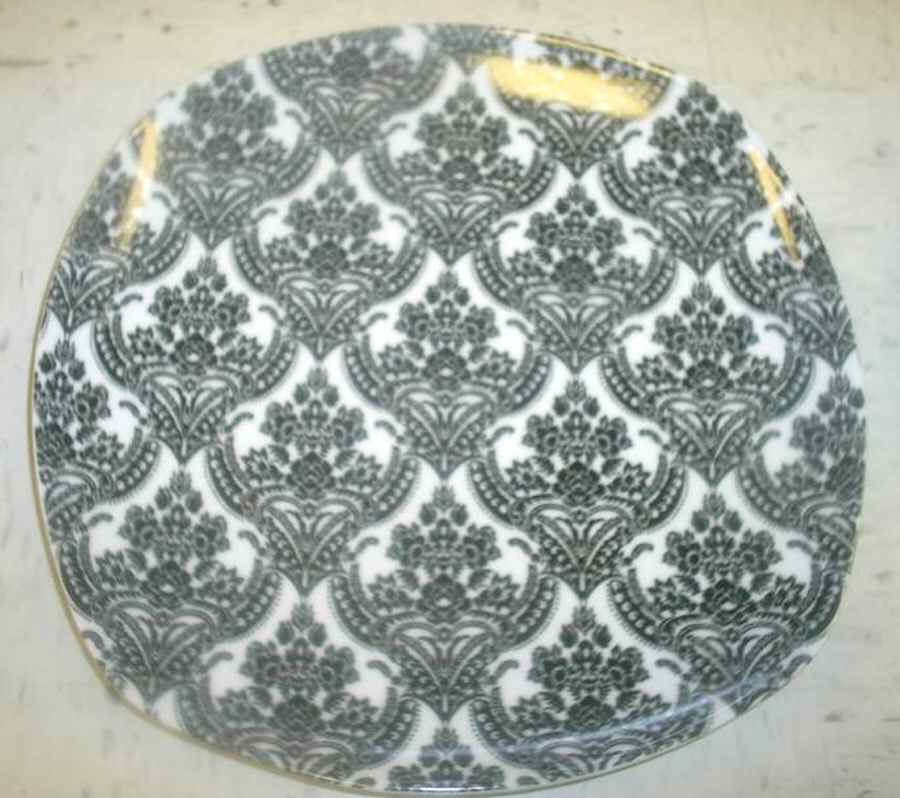 P2R2 Square Dinner Plate by Paris Royal-1