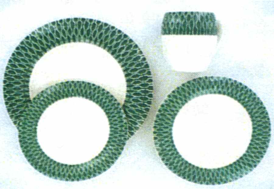 Pinwheel Solid Green Dinner Plate by Pedrini-1