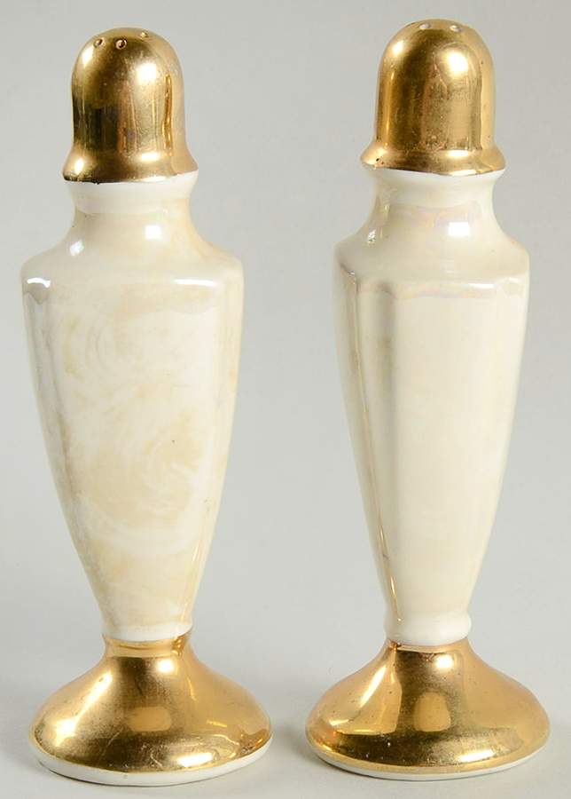 PEA11 Salt & Pepper Set by Pearl China -1