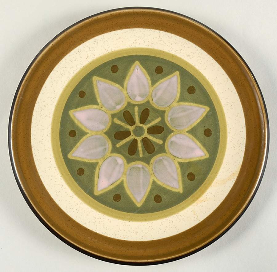 Niles Dinner Plate by Premiere-1