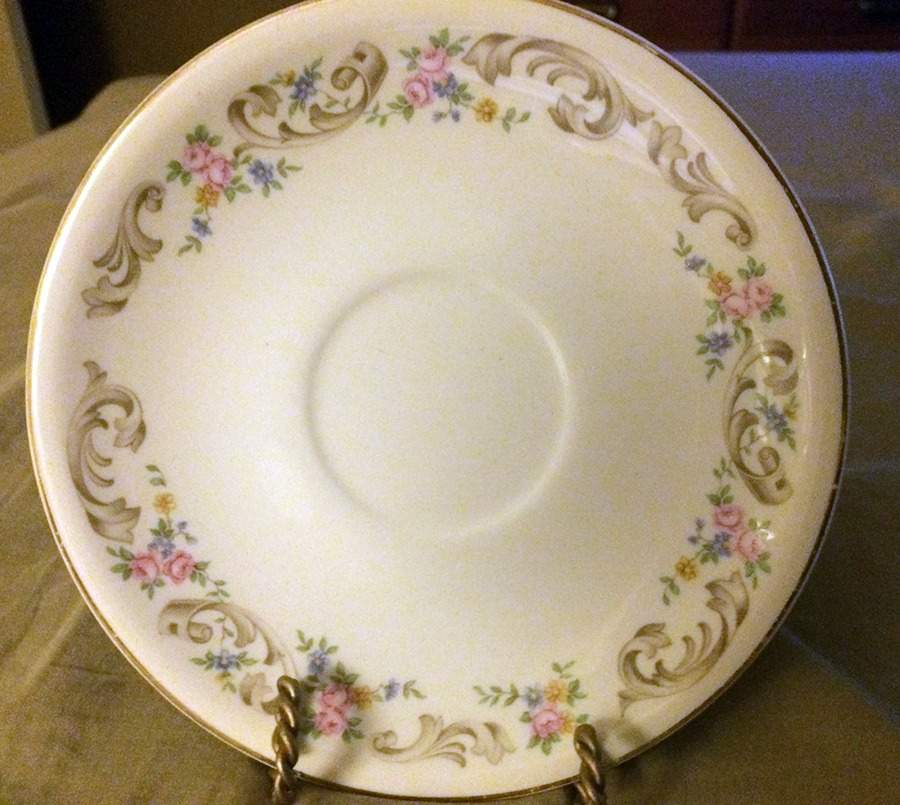 PCP259 Saucer by Paden City-1