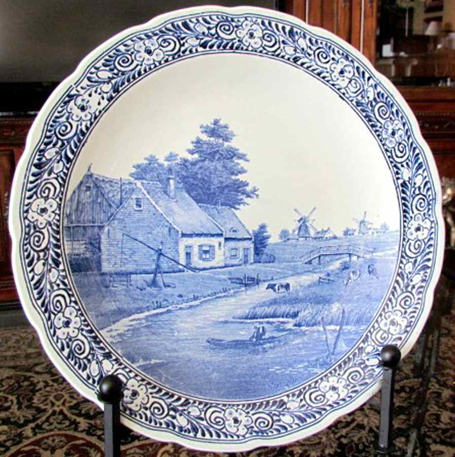 PGO24 20" Chop Plate (Round Platter) by Petrus Regout & Co-1