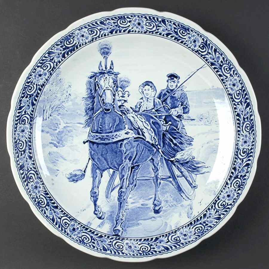PGO24 15" Wall Plate by Petrus Regout & Co-1