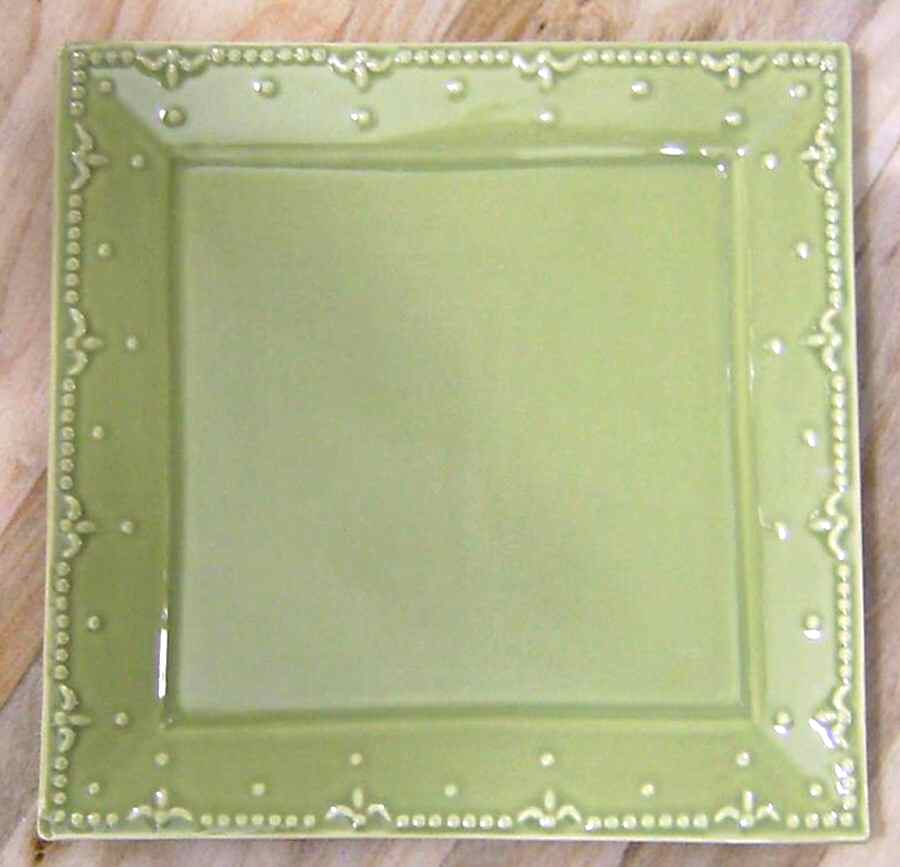 PMZ1 Dinner Plate by Primagera-1