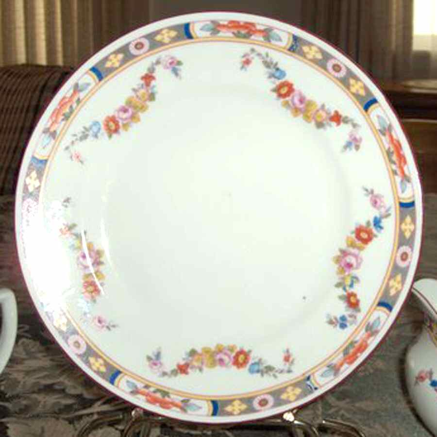 PHE48 Dinner Plate by Phoenix (Czech)-1