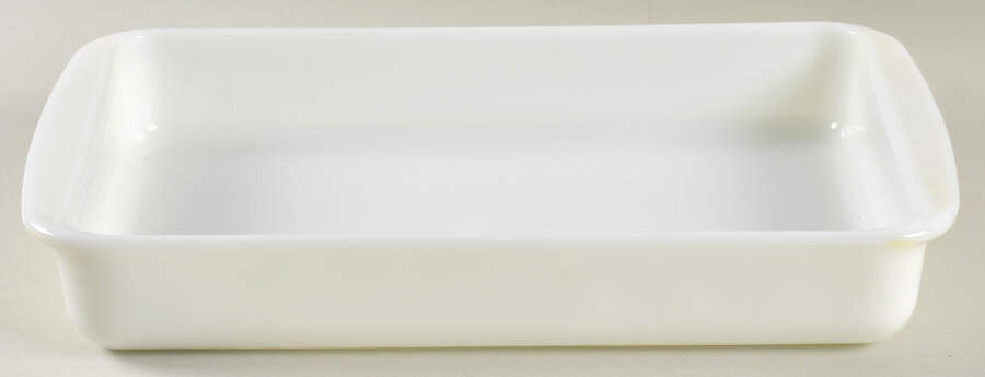 Opal (Milkglass) 11" Rectangular Baker by Pyrex-1