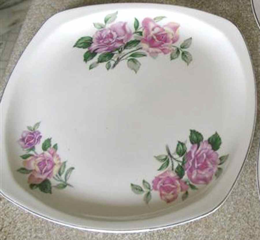 PCP261 Dinner Plate by Paden City-1