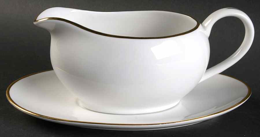 PER107 Gravy Boat & Underplate by Pier 1-1