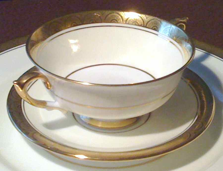 3589 Footed Cream Soup Bowl & Saucer Set by Paragon-1