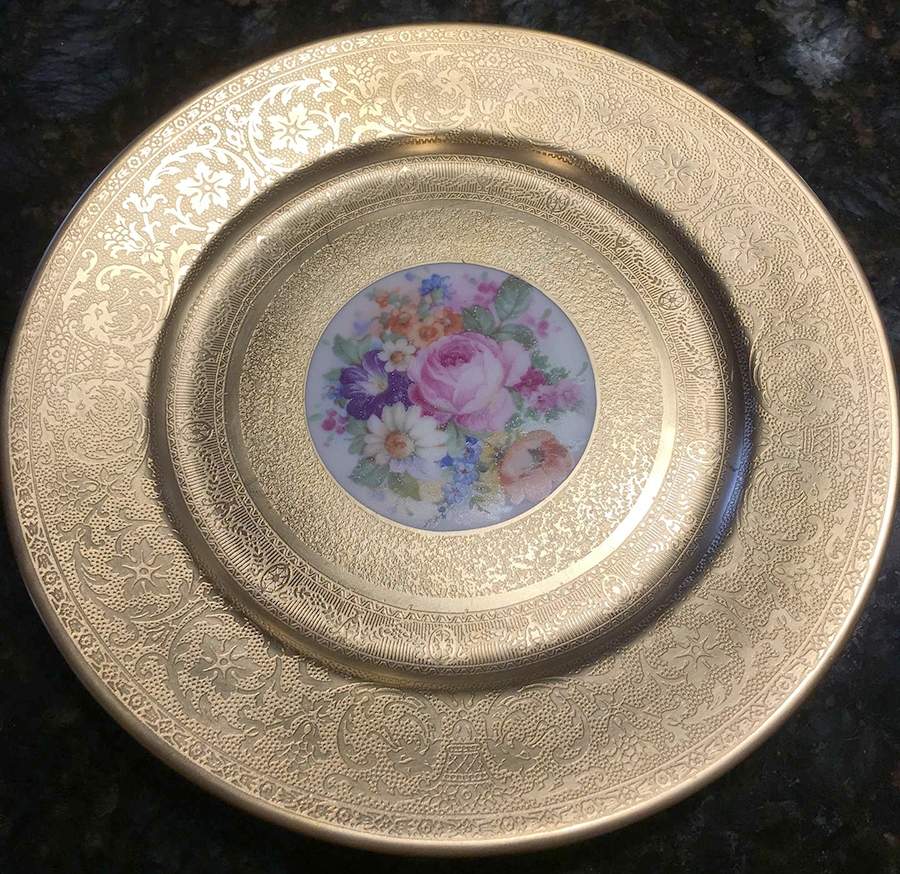 PIC136 Salad Plate by Pickard-1