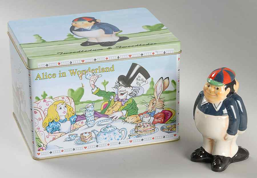 Alice in Wonderland's Cafe Figurine in Gift Tin by Cardew Design-1