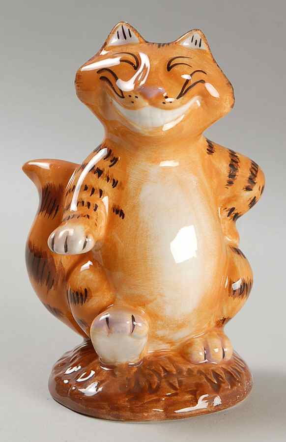 Alice in Wonderland's Cafe Figurine by Cardew Design-1