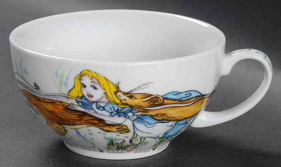 Alice in Wonderland's Cafe Cup for Individual Teapot & Lid with Cup by Cardew Design-1