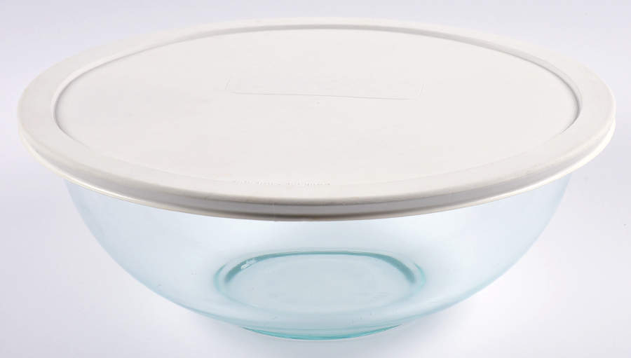 Originals Clear 11" Mixing Bowl & Plastic Lid by Pyrex-1