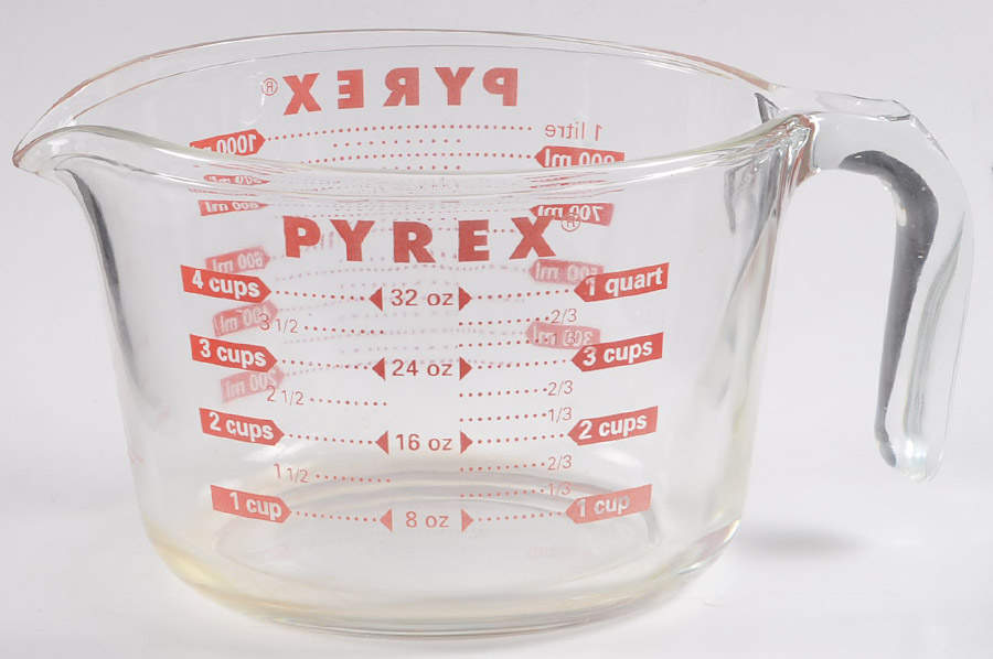 Originals Clear Measuring Cup by Pyrex-1