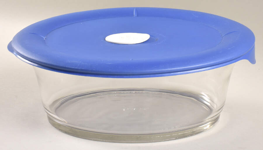 Originals Clear Casserole-Oval/3.2 qt & Vented Plastic Lid by Pyrex-1