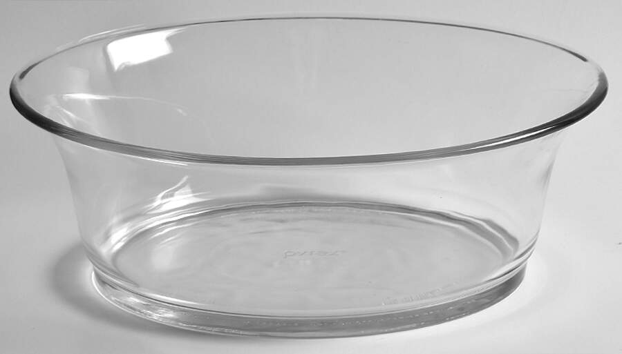Originals Clear 3.2 Quart Oval Casserole by Pyrex-1