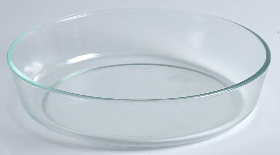 Originals Clear 10" Round Baker by Pyrex-1